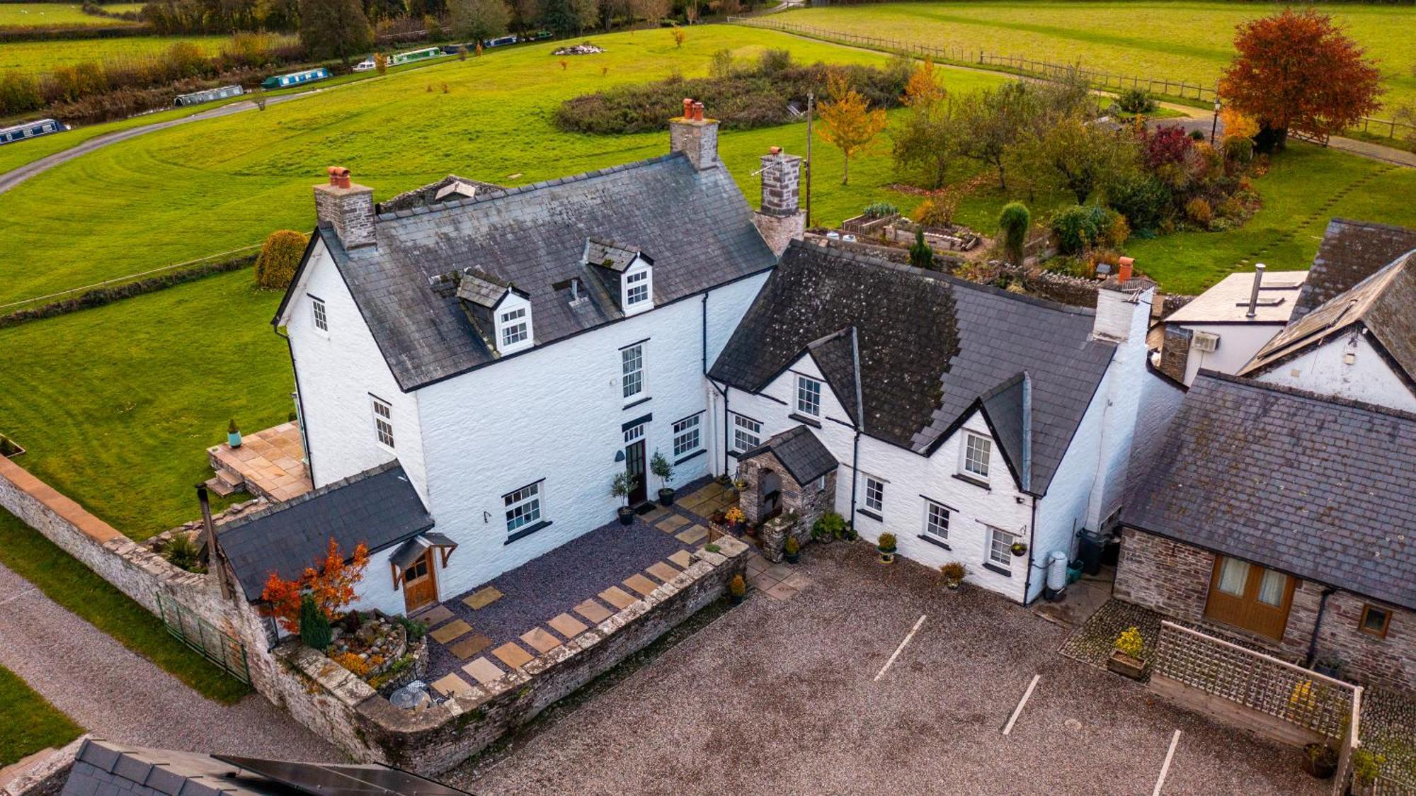 Ty Newydd B&B Brecon Exteriör bild